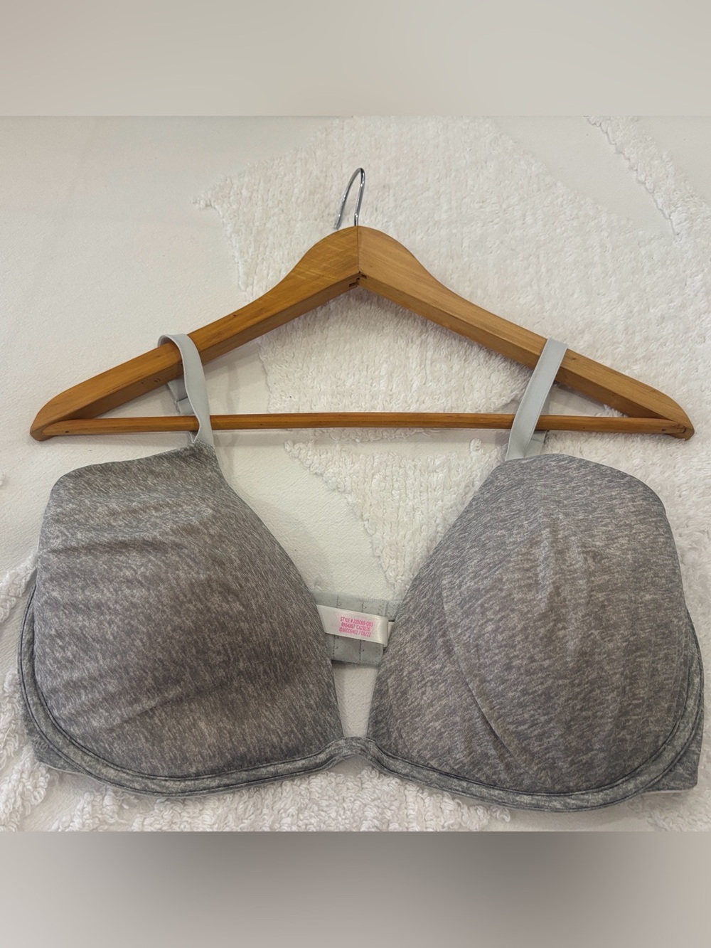 PINK Victorias Secret Lightest Lined Gray Bra